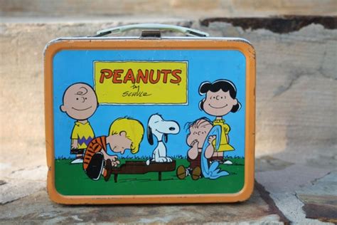 peanuts lunch box 1970s